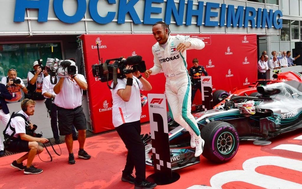 F1: Hamilton gana y recupera el liderato Mundial