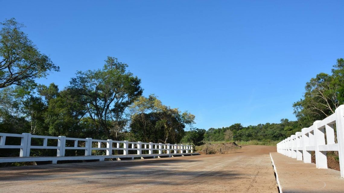 Cambyretá avanza con la construcción de más puentes