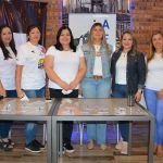 Integrantes de la Asociación Femenina de Pádel de Itapúa