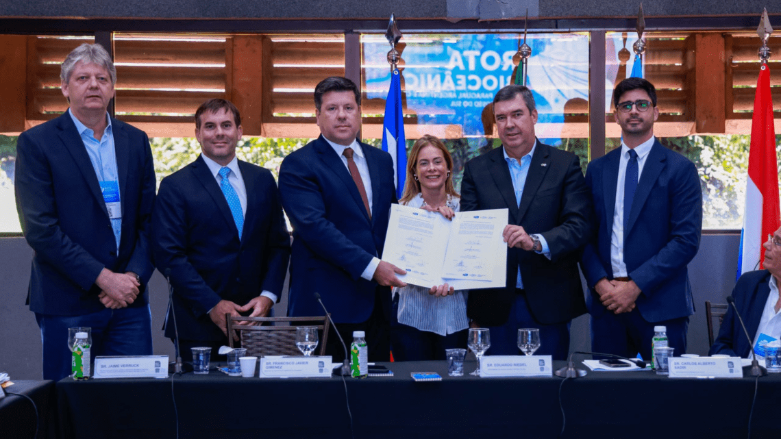 Paraguay y Brasil sellan histórico acuerdo para el Gasoducto Bioceánico