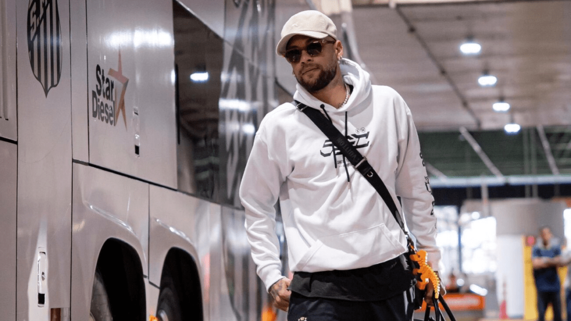 Locura total en Pedro Juan Caballero por la presencia de Neymar