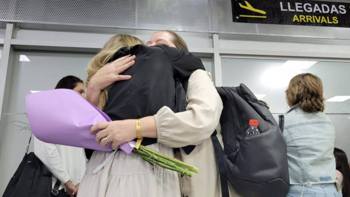 Gobierno asistió la repatriación de seis connacionales en situación de vulnerabilidad