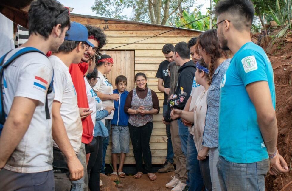 Techo Py invita a voluntarios a construir viviendas en cinco departamentos