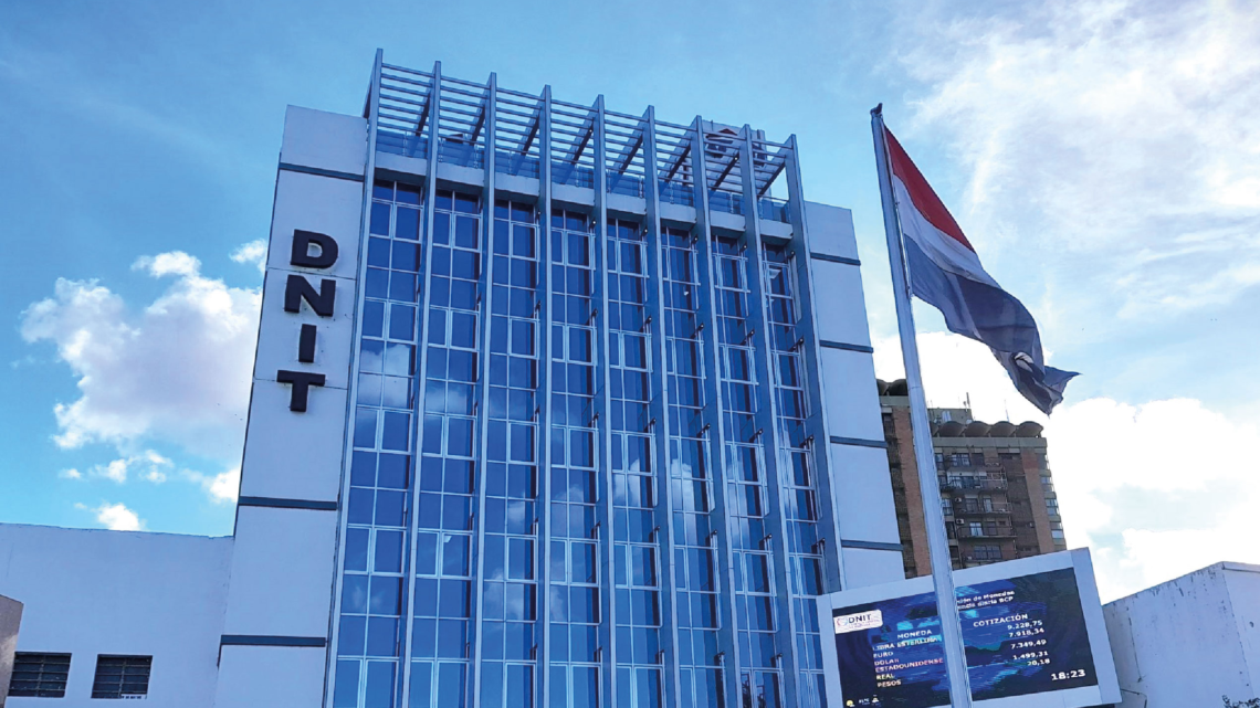 En tres años de gestión, DNIT mejoró recaudación en US$ 1.529 millones y elevó presión tributaria al 11,2%