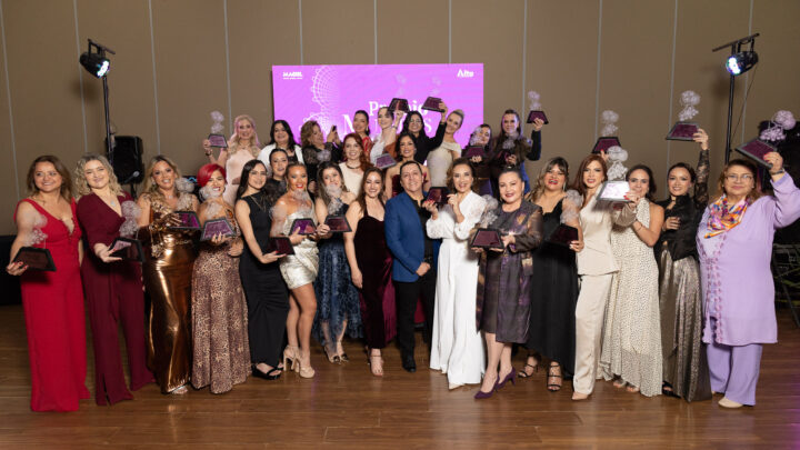 Mujeres en Ascenso 2026 reconoció a 27 mujeres en una emotiva noche de historias y trayectoria